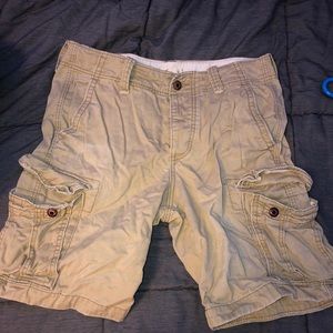 Men’s cargo shorts